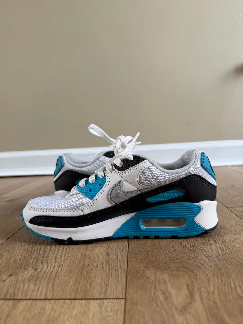 Nike Air Max 90 Retro Laser Blue Men’s Shoes Size 5 CJ6779-100